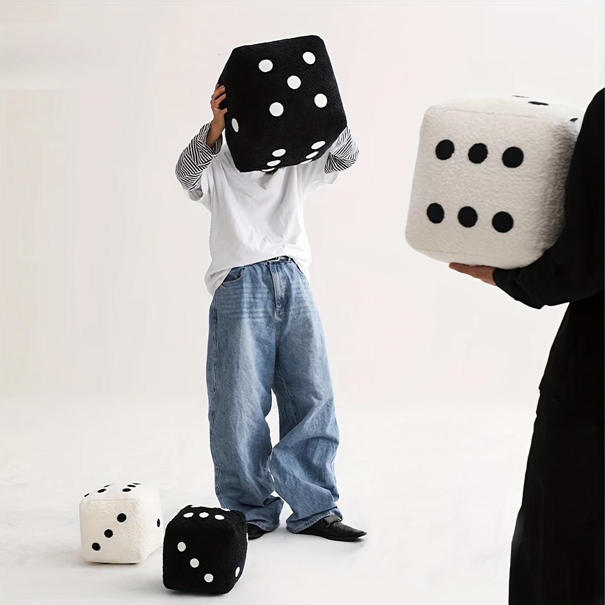 1pc, Soft Sofa Decorative Dice Throw Pillow, 7.87*7.87 Inches, Suitable for Living Room and Bedroom Couch, Home Decor Room Decoration, Removable